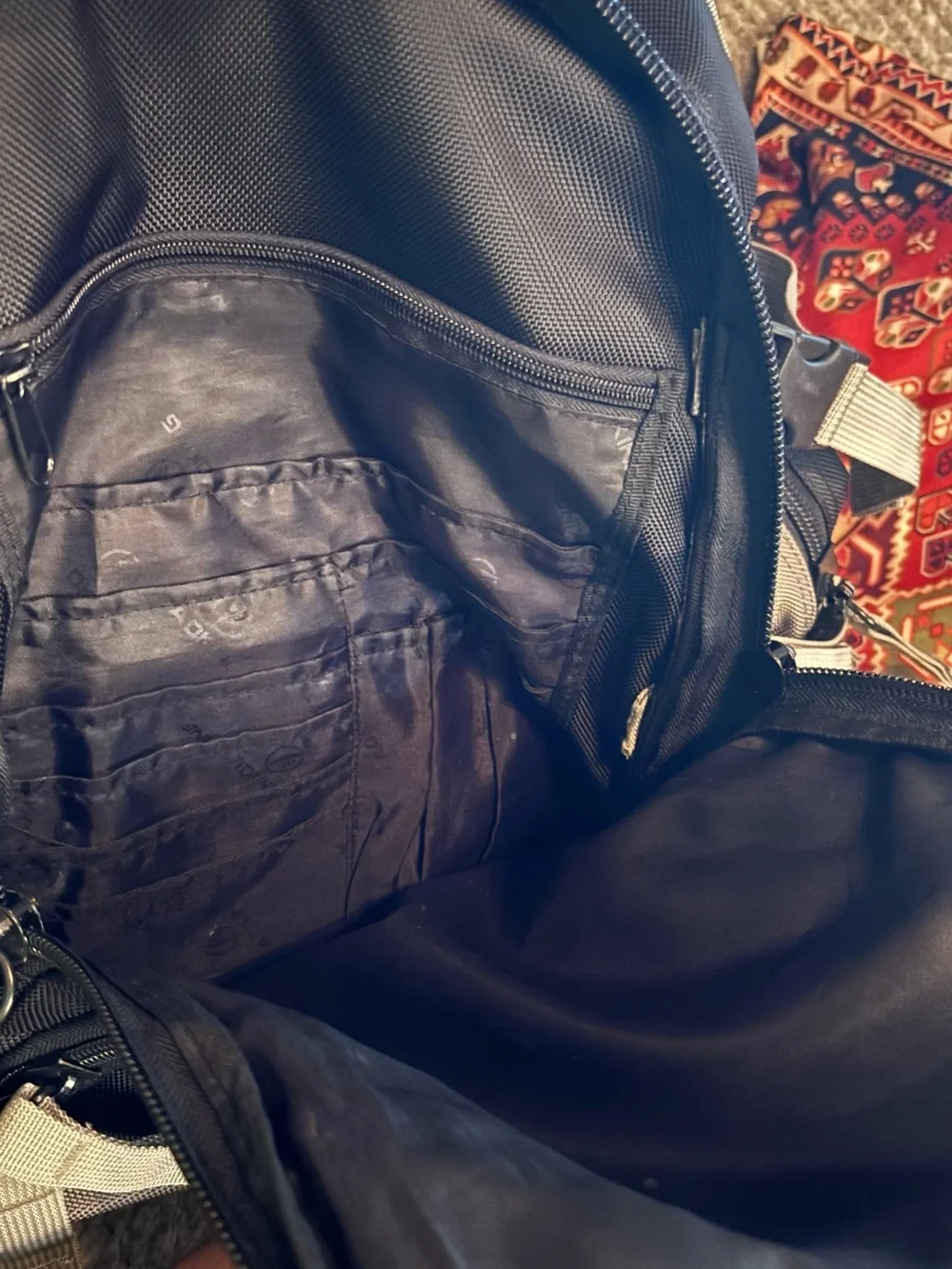 AOKING Large Hiking Backpack 40L 45L Travel Camping Trekking Air Passage Black